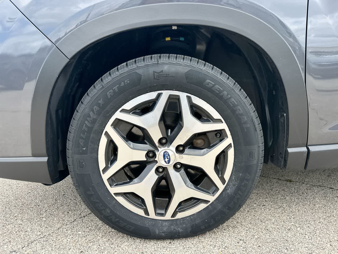 Thumbnail: 2020 Subaru Forester - 19