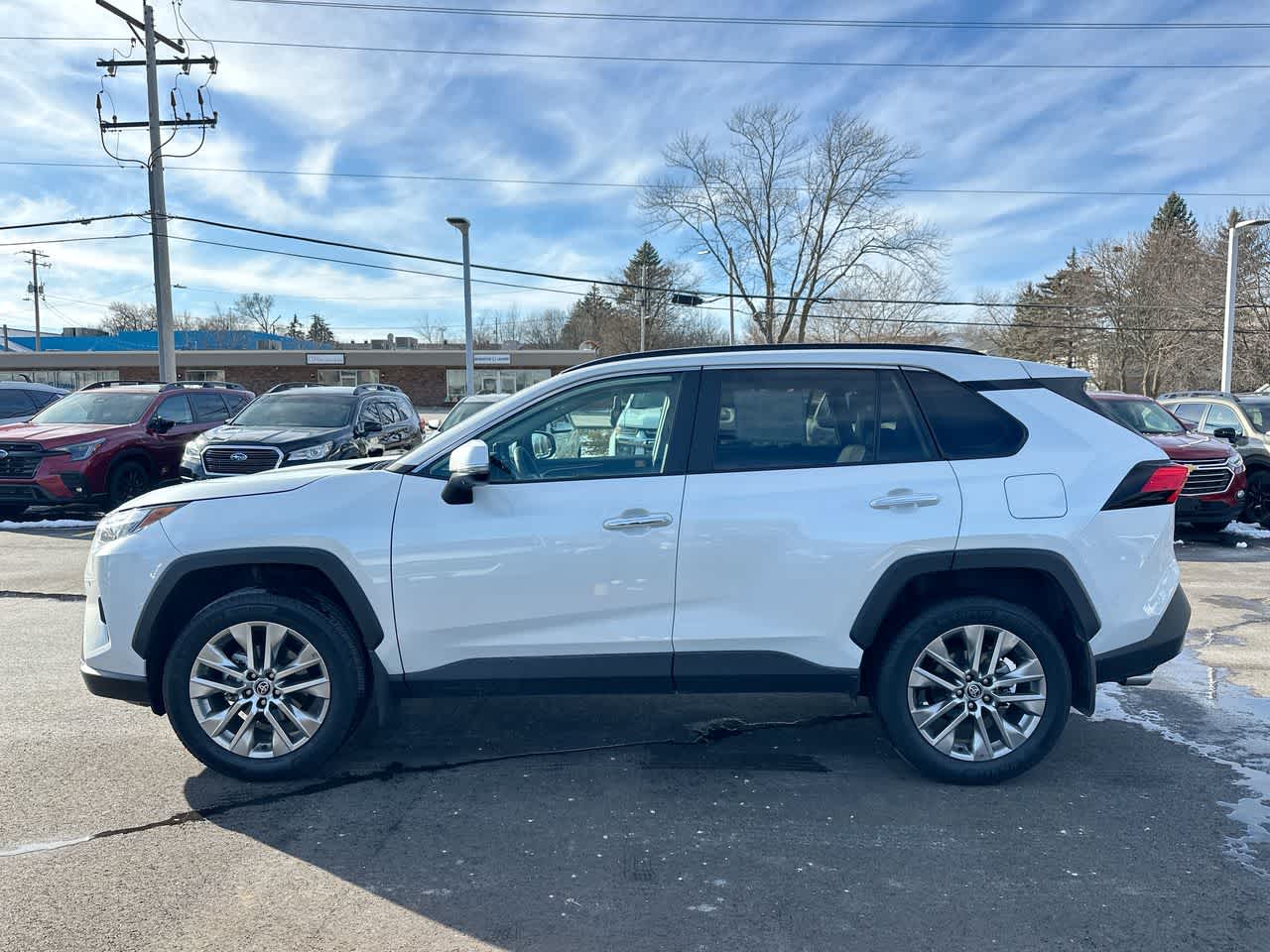 Thumbnail: 2024 Toyota RAV4 - 10