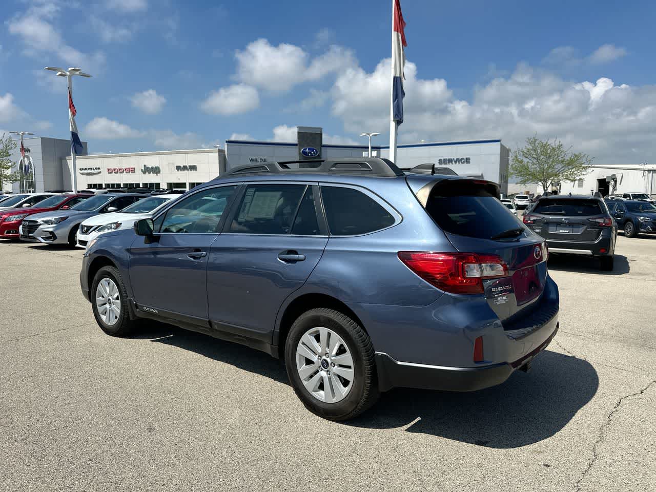 Thumbnail: 2017 Subaru Outback - 11