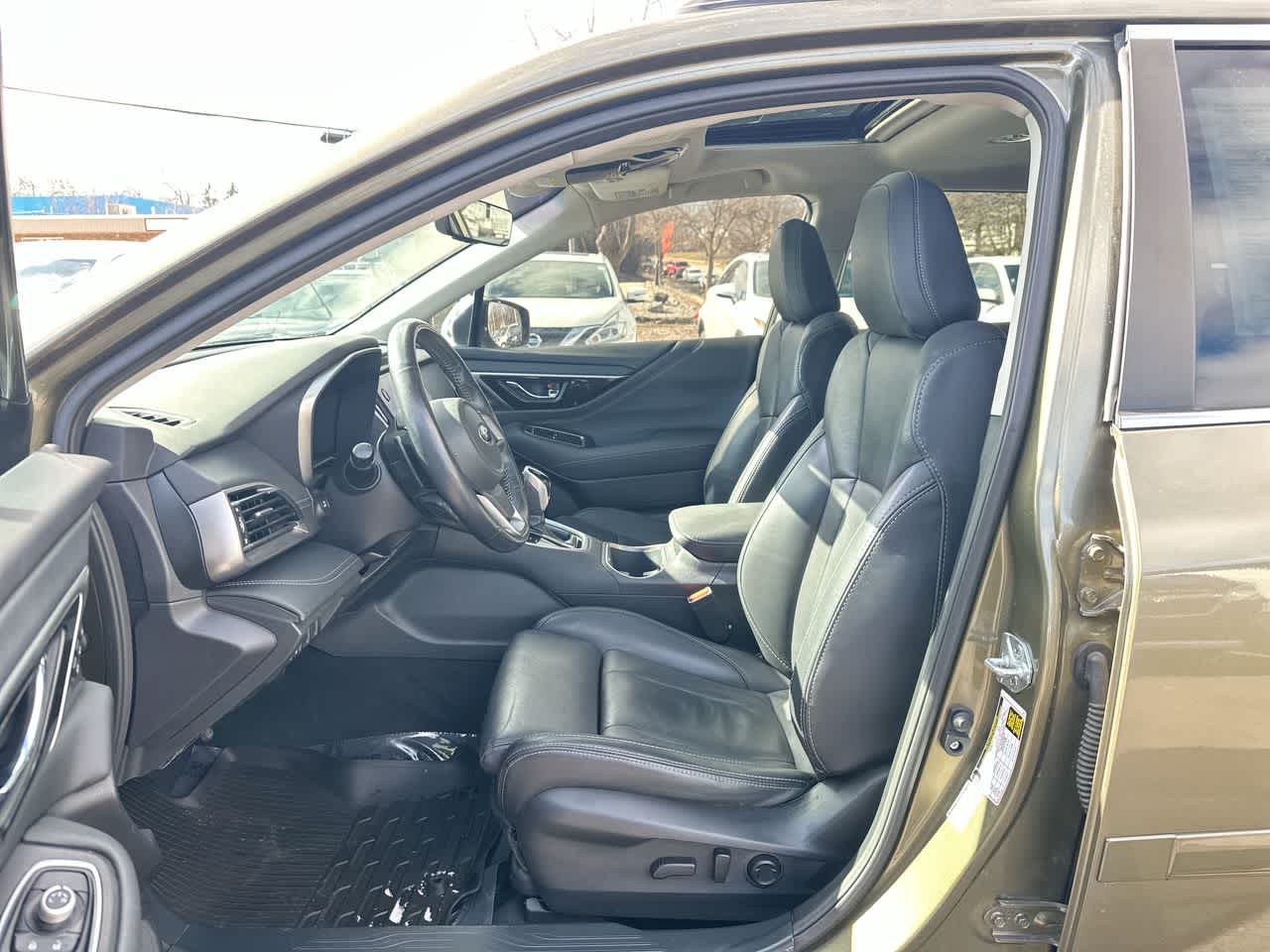 Thumbnail: 2022 Subaru Outback - 21