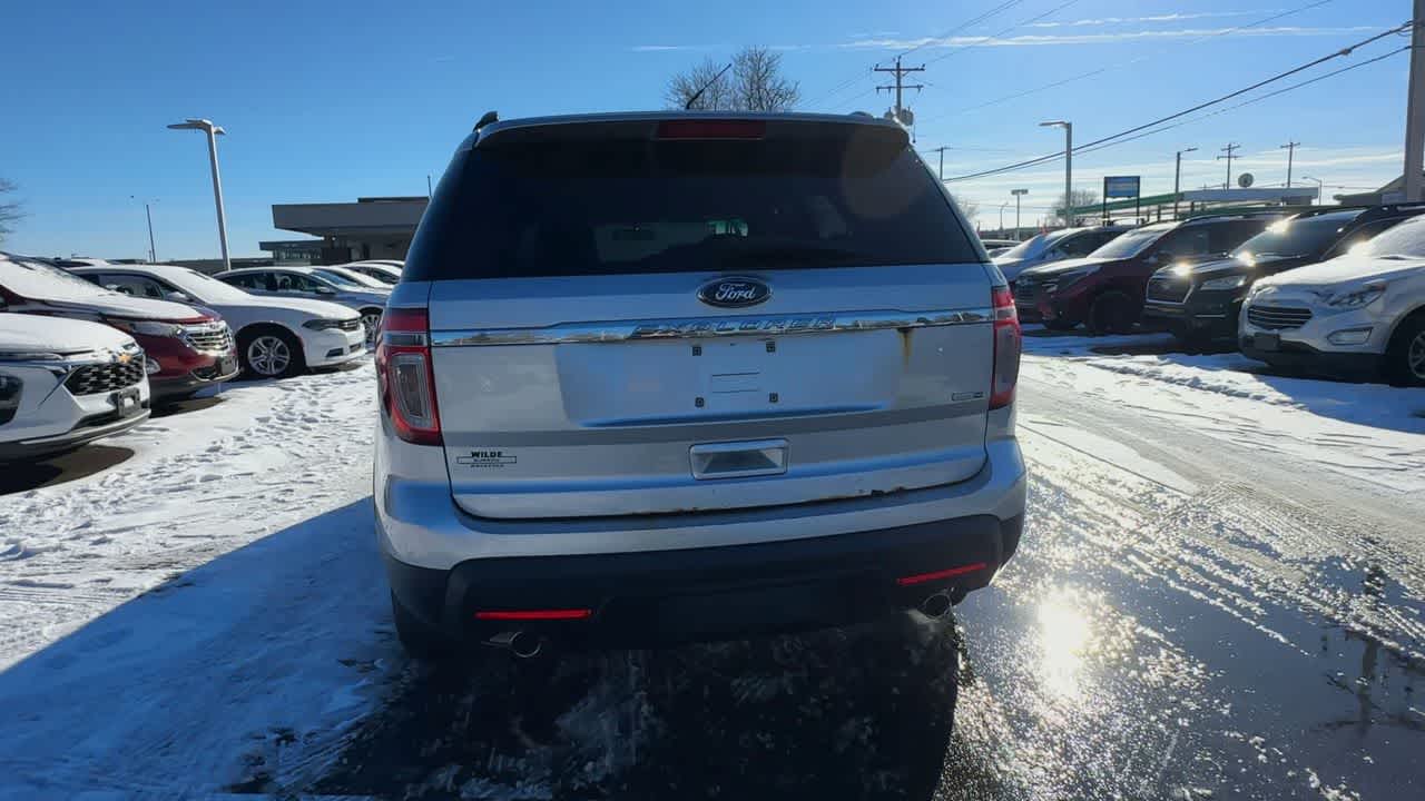 Thumbnail: 2013 Ford Explorer - 7