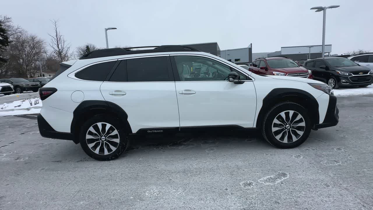 Thumbnail: 2023 Subaru Outback - 9