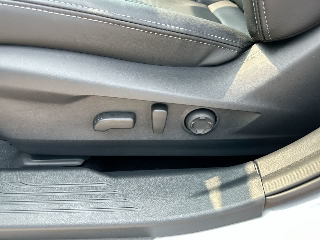Thumbnail: 2025 Subaru Outback - 22