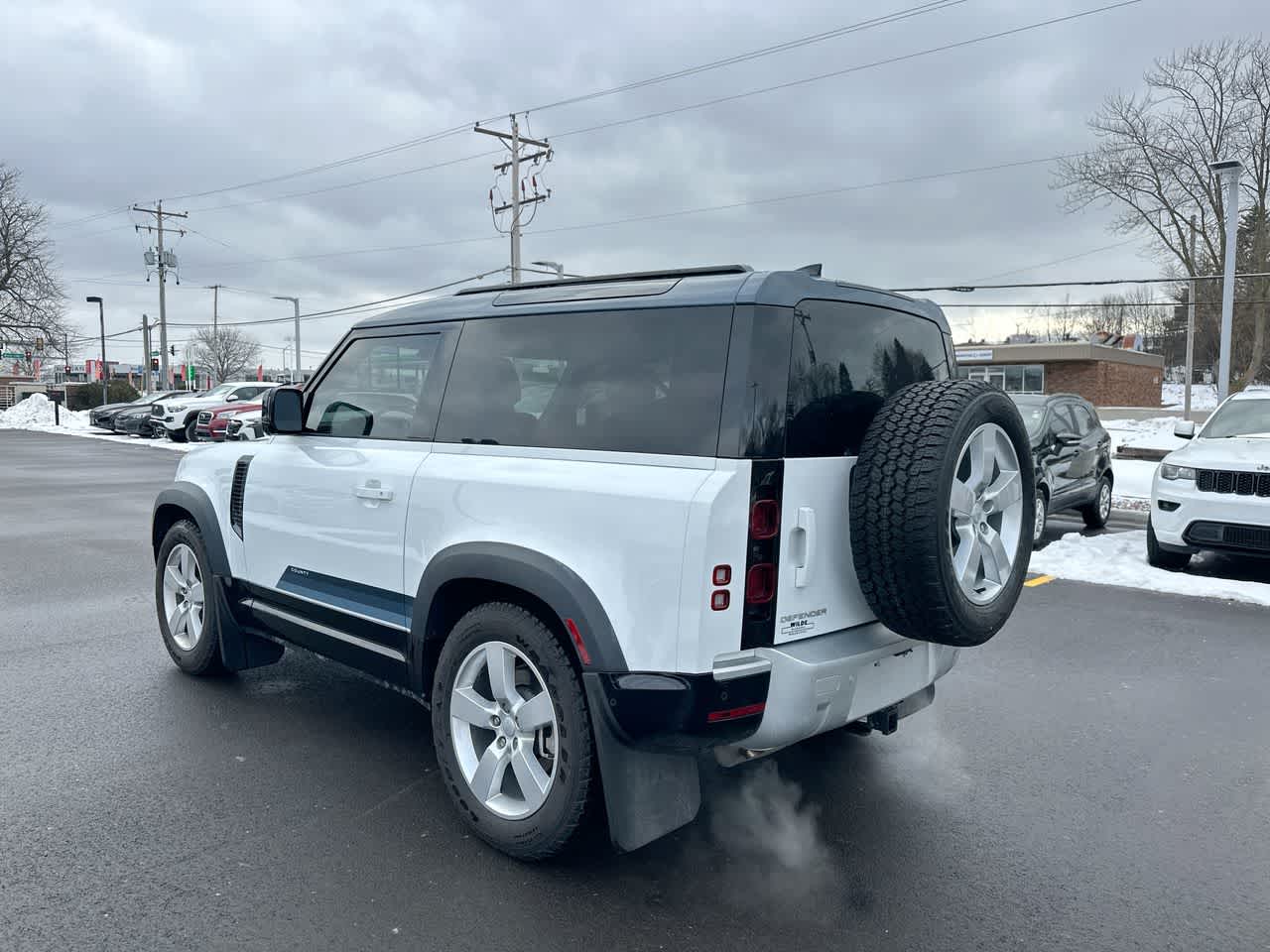 Thumbnail: 2025 Land Rover Defender - 11