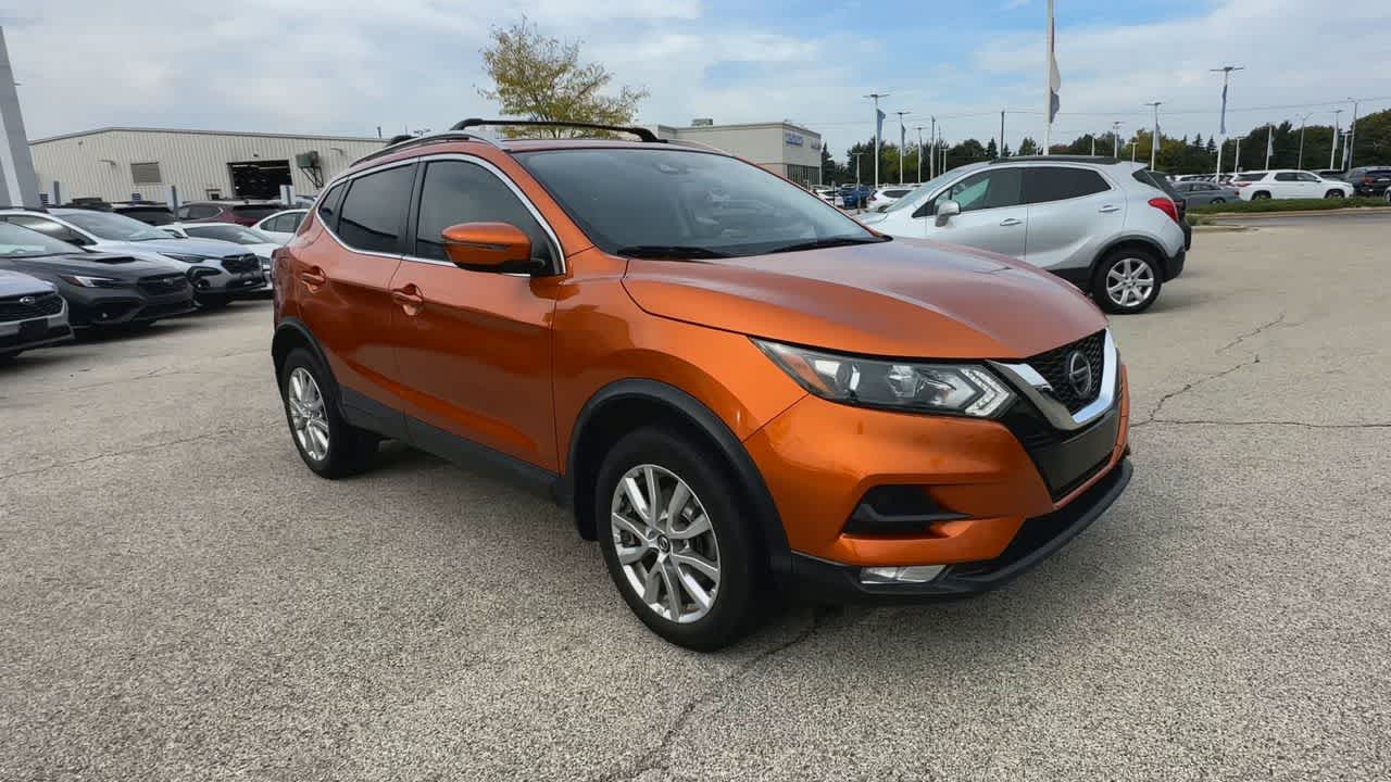 Thumbnail: 2020 Nissan Rogue Sport - 2