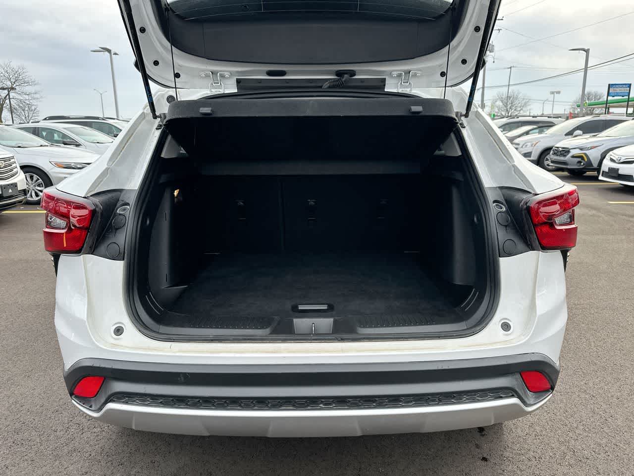 Thumbnail: 2025 Chevrolet Trax - 34