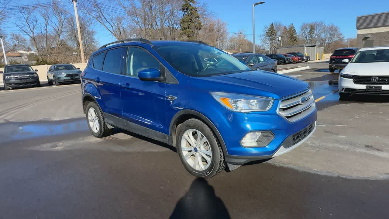 Thumbnail: 2018 Ford Escape - 2
