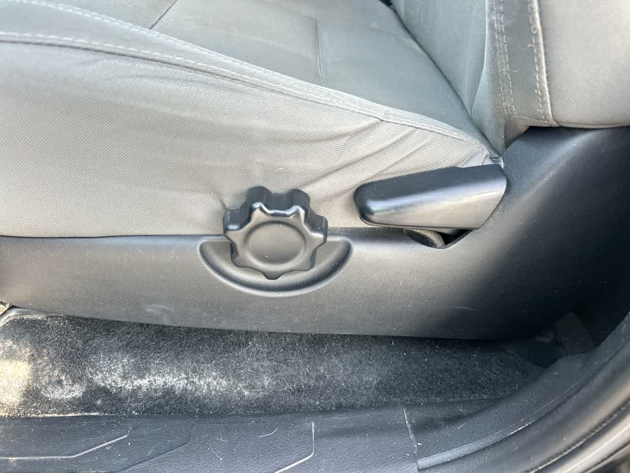 Thumbnail: 2016 Toyota Tacoma - 23