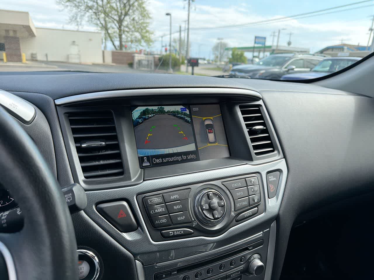 Thumbnail: 2019 Nissan Pathfinder - 33