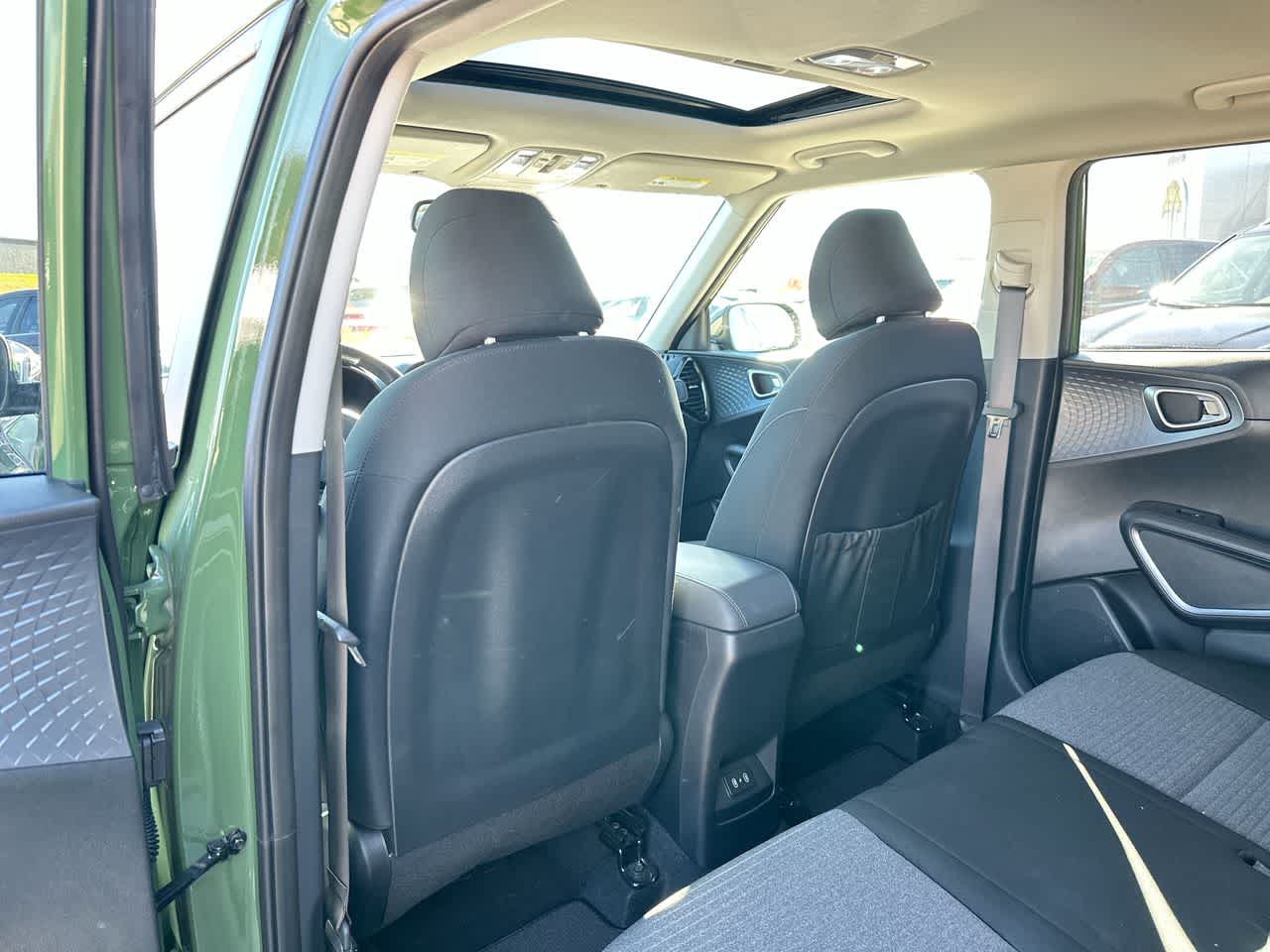 Thumbnail: 2023 Kia Soul - 23