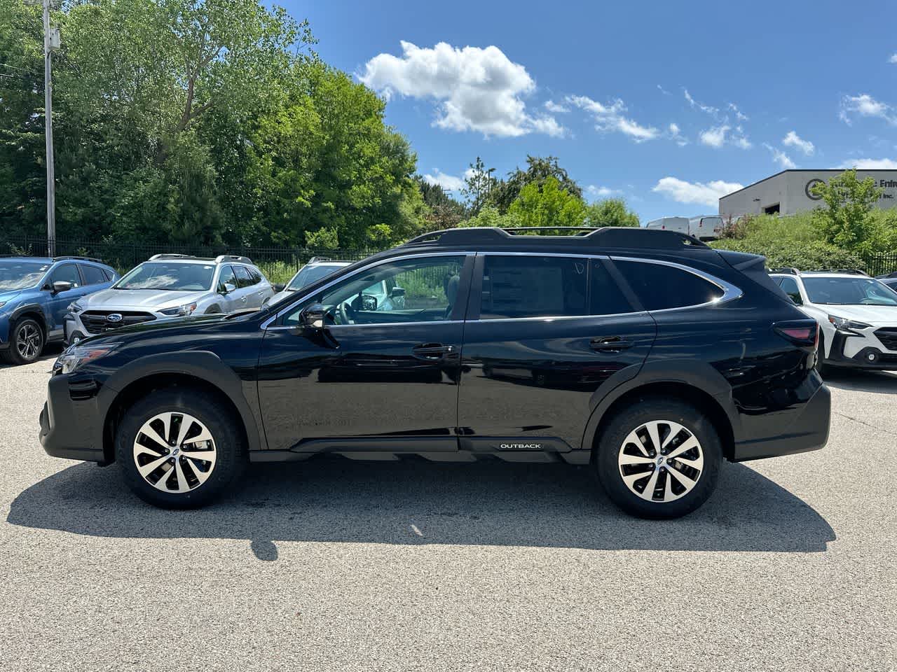 Thumbnail: 2025 Subaru Outback - 10