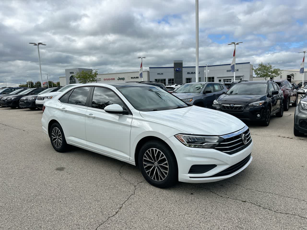 Thumbnail: 2019 Volkswagen Jetta - 15