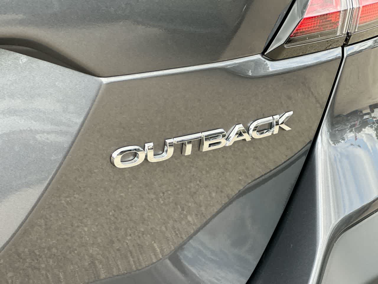 2025 Subaru Outback Limited 18