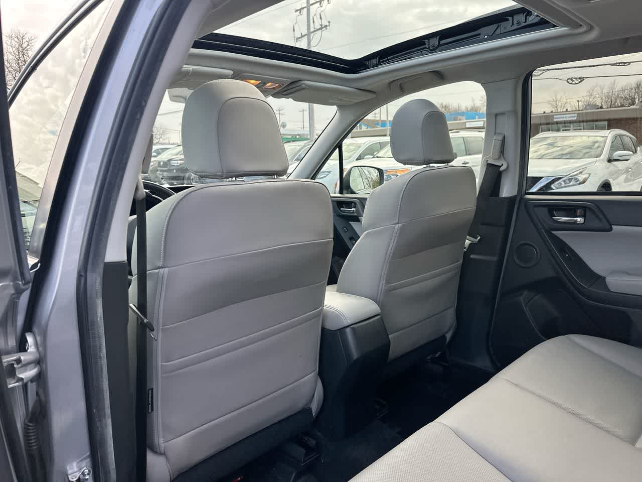 Thumbnail: 2015 Subaru Forester - 23