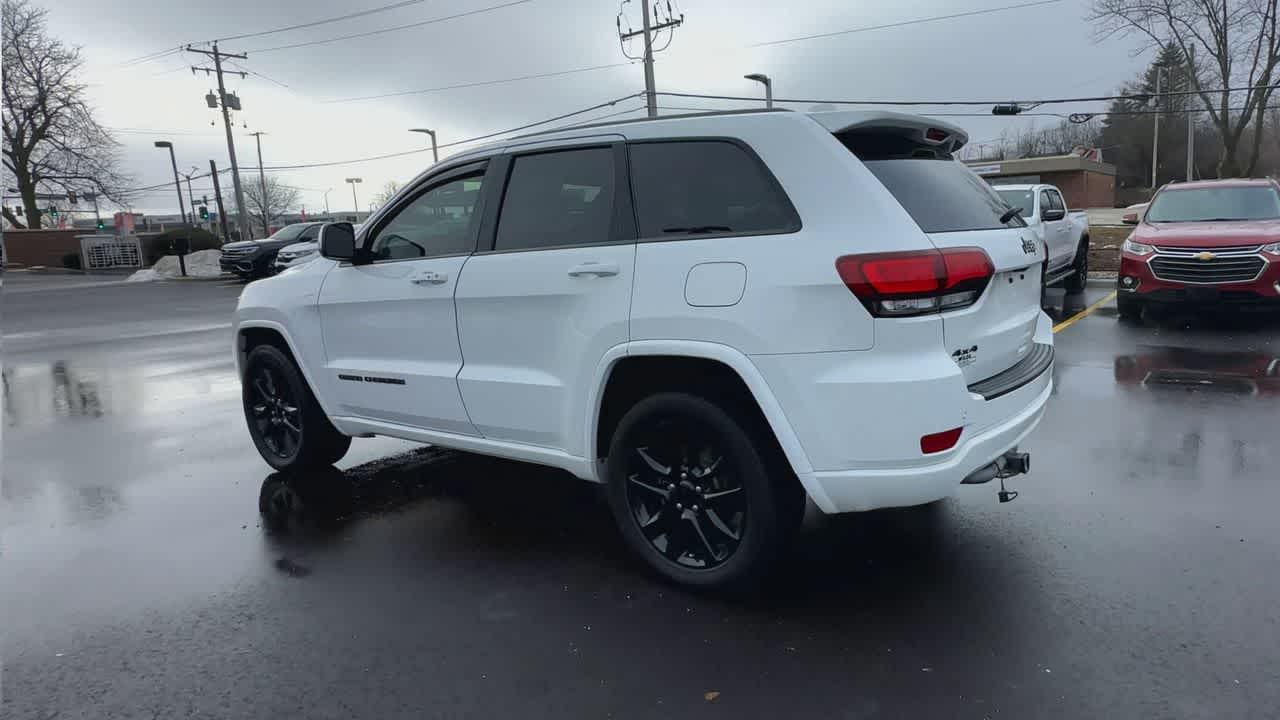 Thumbnail: 2020 Jeep Grand Cherokee - 6