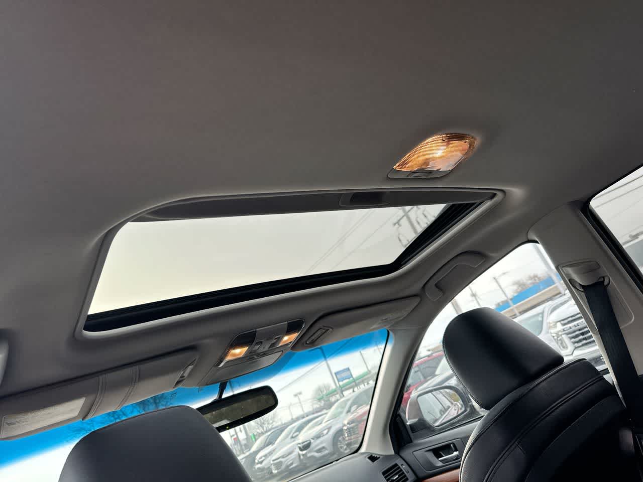 Thumbnail: 2014 Subaru Outback - 24