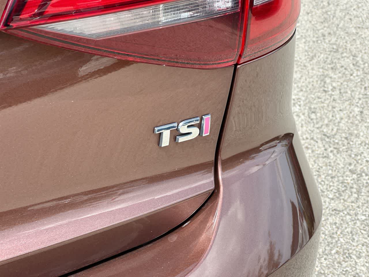 Thumbnail: 2017 Volkswagen Jetta - 18
