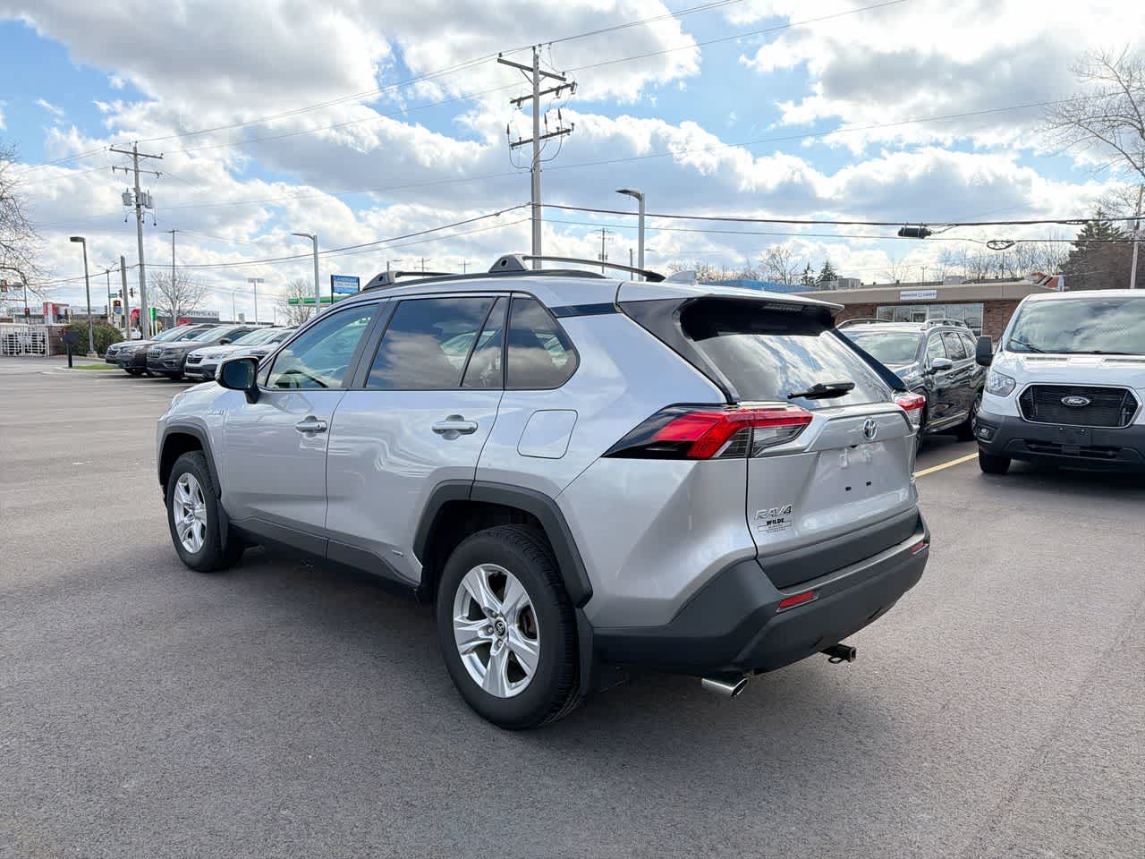 Thumbnail: 2020 Toyota RAV4 - 11