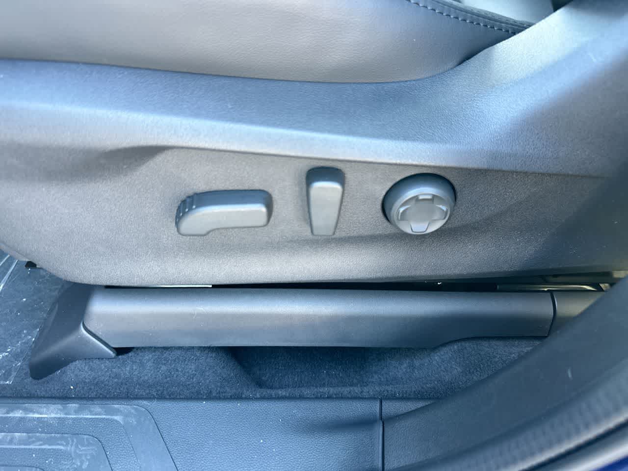 Thumbnail: 2026 Subaru Ascent - 22