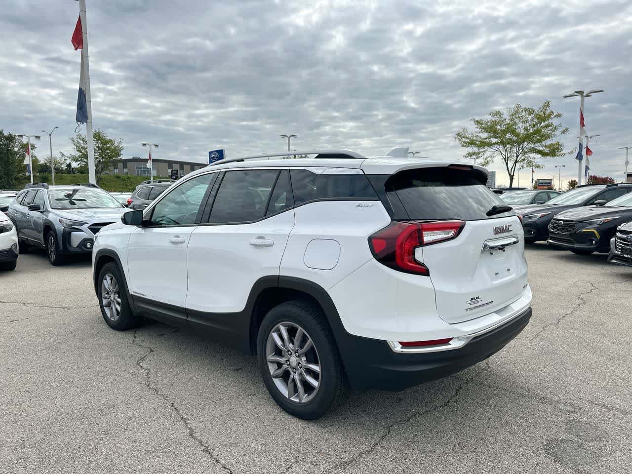 Thumbnail: 2022 GMC Terrain - 11