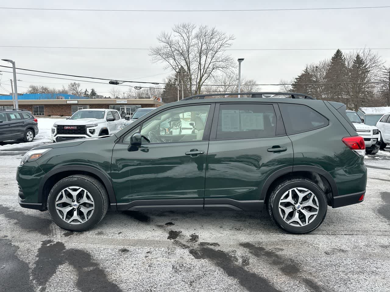 Thumbnail: 2023 Subaru Forester - 10