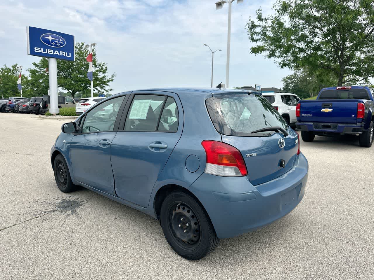 Thumbnail: 2010 Toyota Yaris - 11