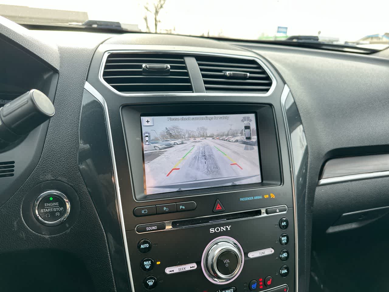 Thumbnail: 2018 Ford Explorer - 34