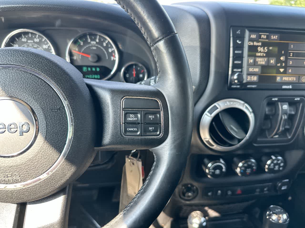 Thumbnail: 2013 Jeep Wrangler - 29