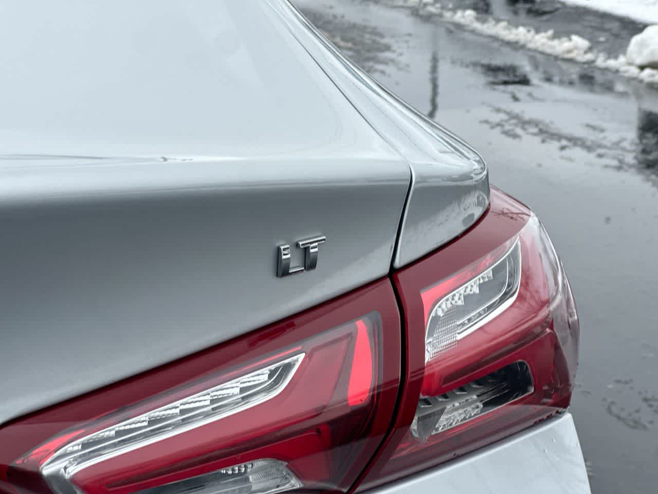 Thumbnail: 2020 Chevrolet Malibu - 18