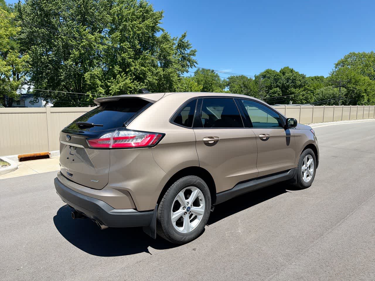 Thumbnail: 2020 Ford Edge - 12