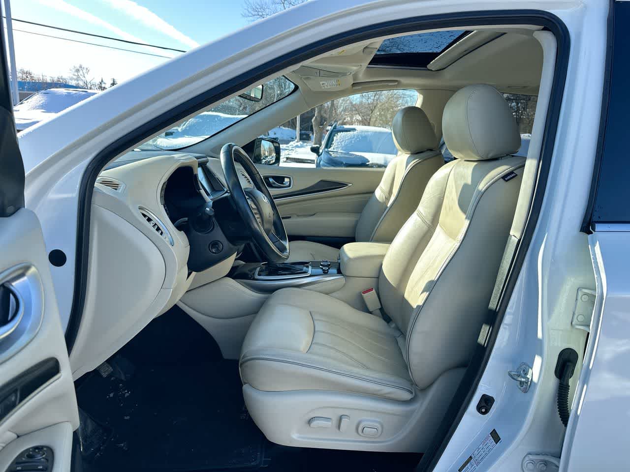 Thumbnail: 2017 INFINITI QX60 - 21