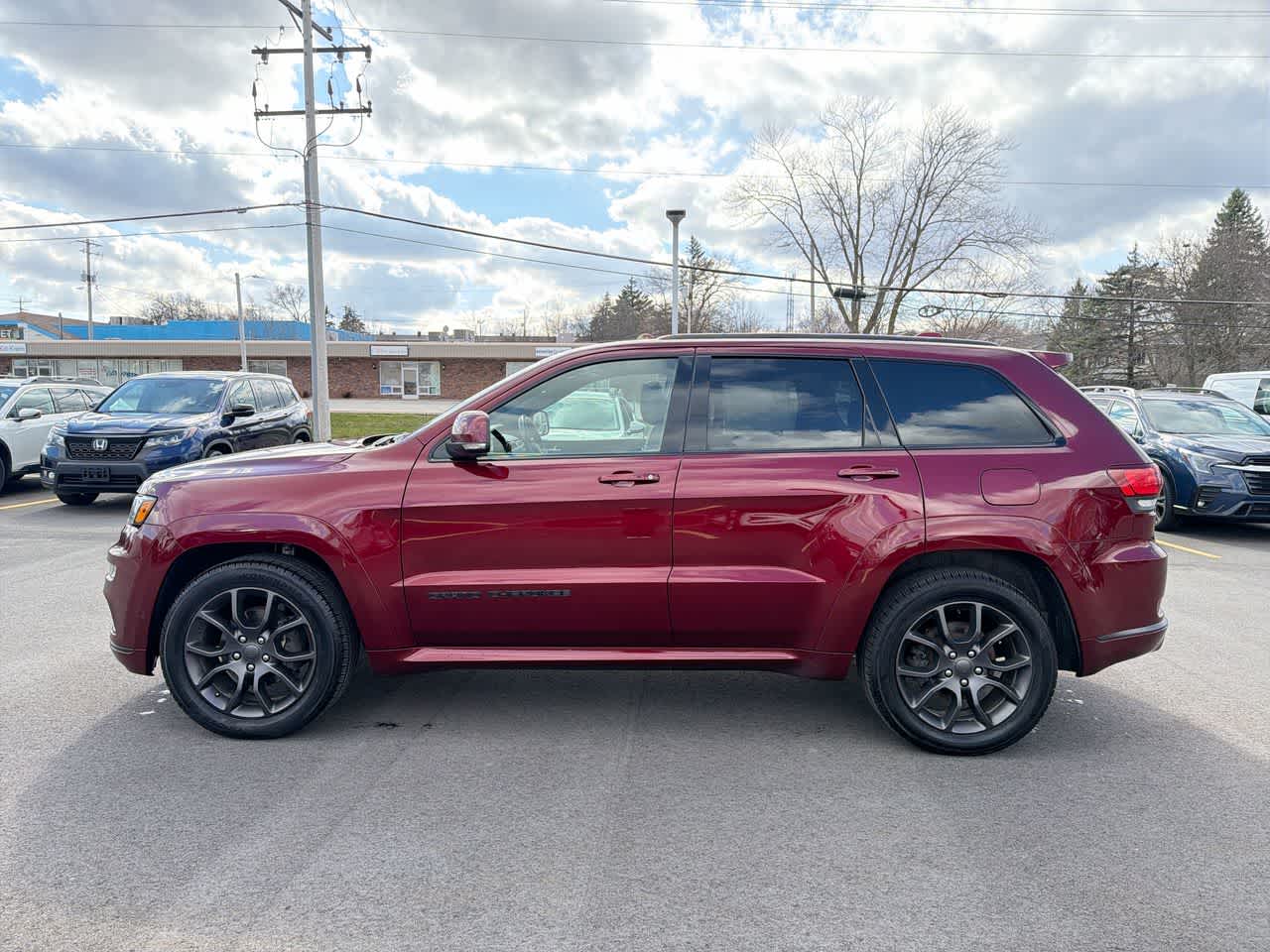 Thumbnail: 2020 Jeep Grand Cherokee - 10