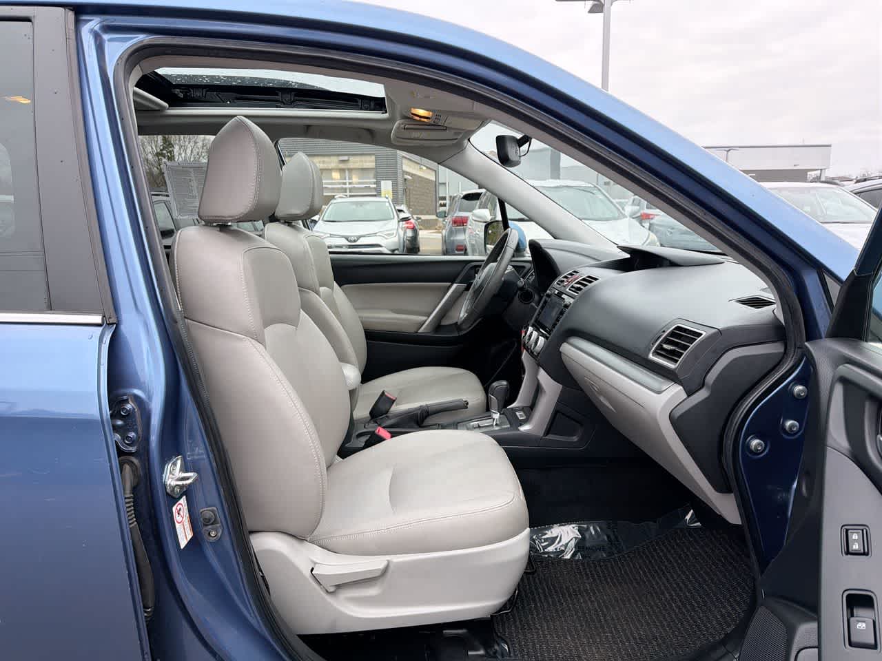 Thumbnail: 2016 Subaru Forester - 27