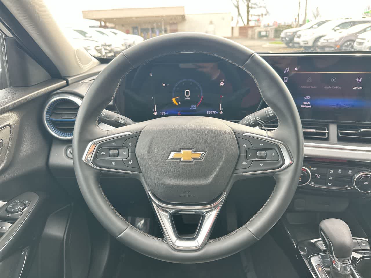 Thumbnail: 2025 Chevrolet Trax - 27