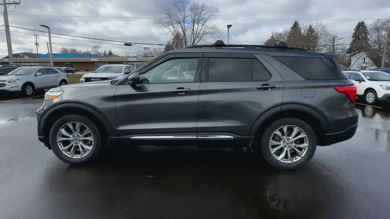 Thumbnail: 2020 Ford Explorer - 5