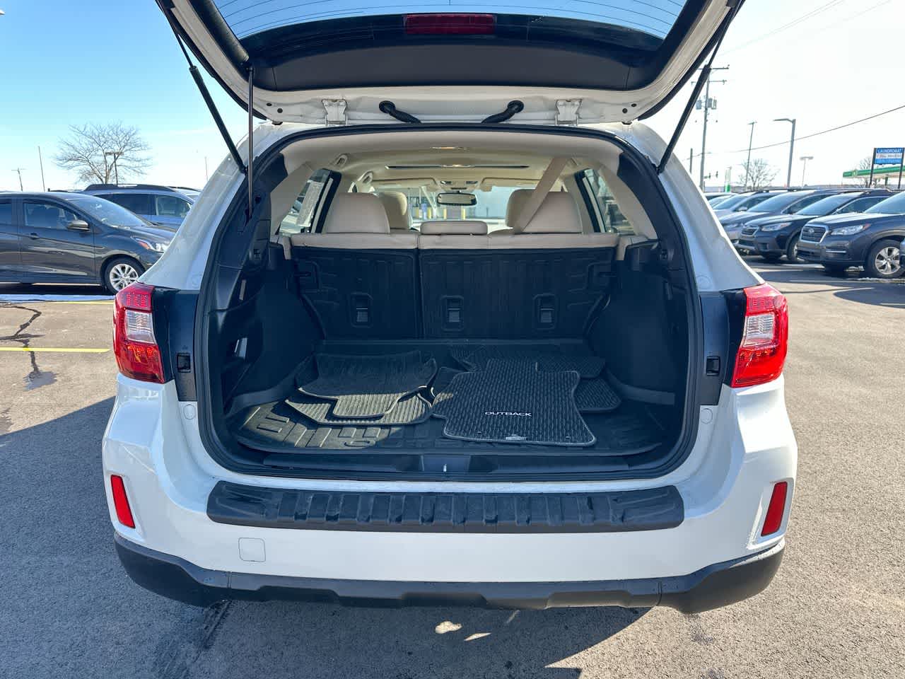 Thumbnail: 2016 Subaru Outback - 36