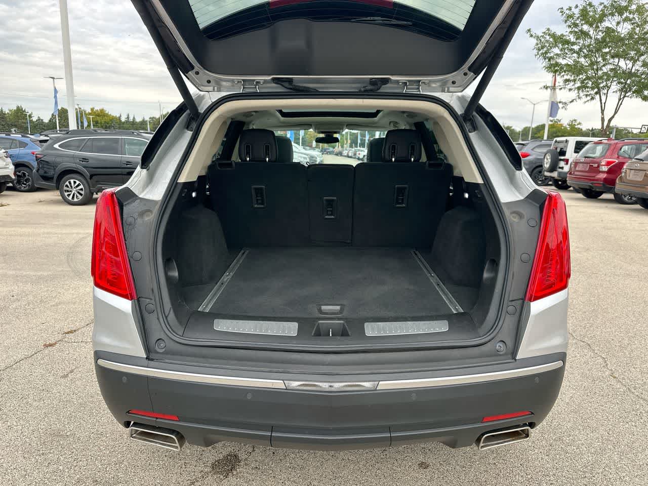Thumbnail: 2017 Cadillac XT5 - 37