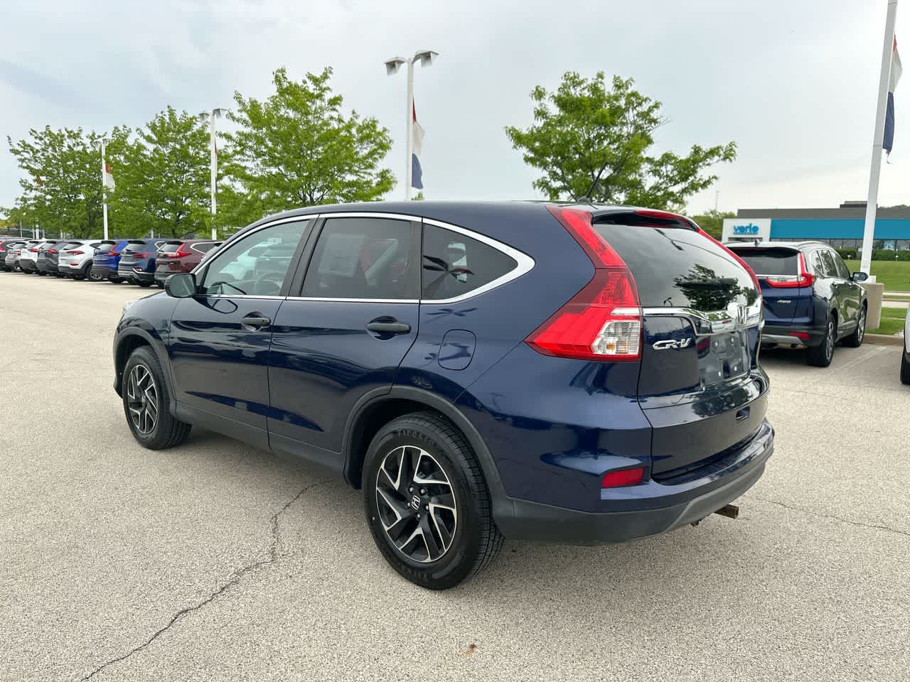 2016 Honda CR-V SE 11