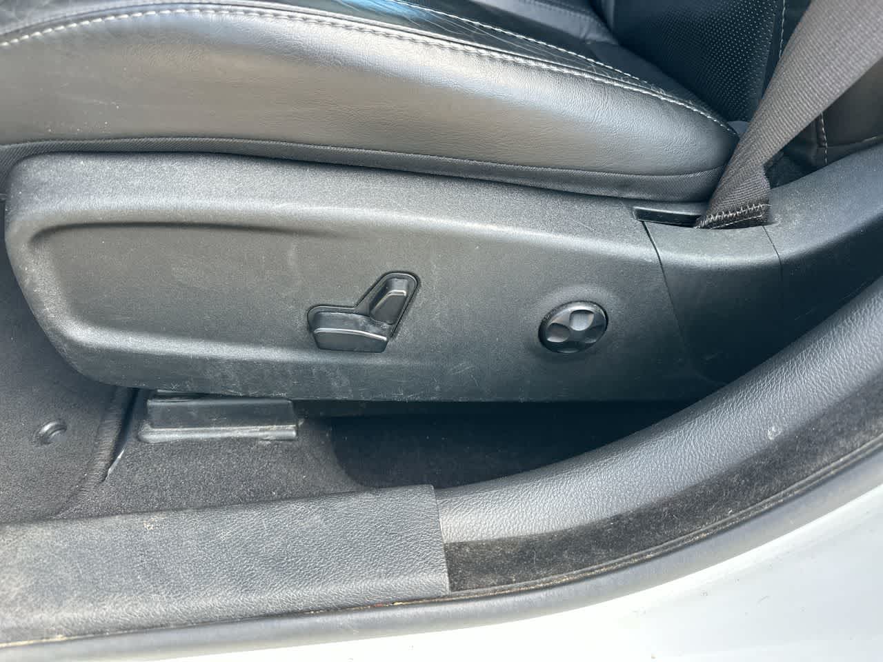 Thumbnail: 2020 Dodge Charger - 22