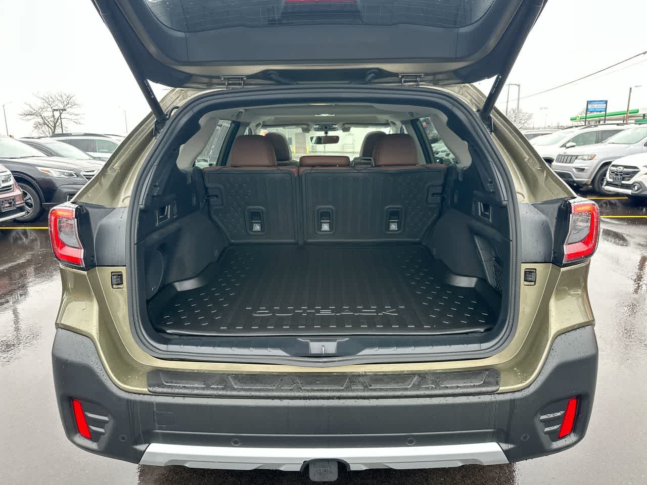 Thumbnail: 2022 Subaru Outback - 38