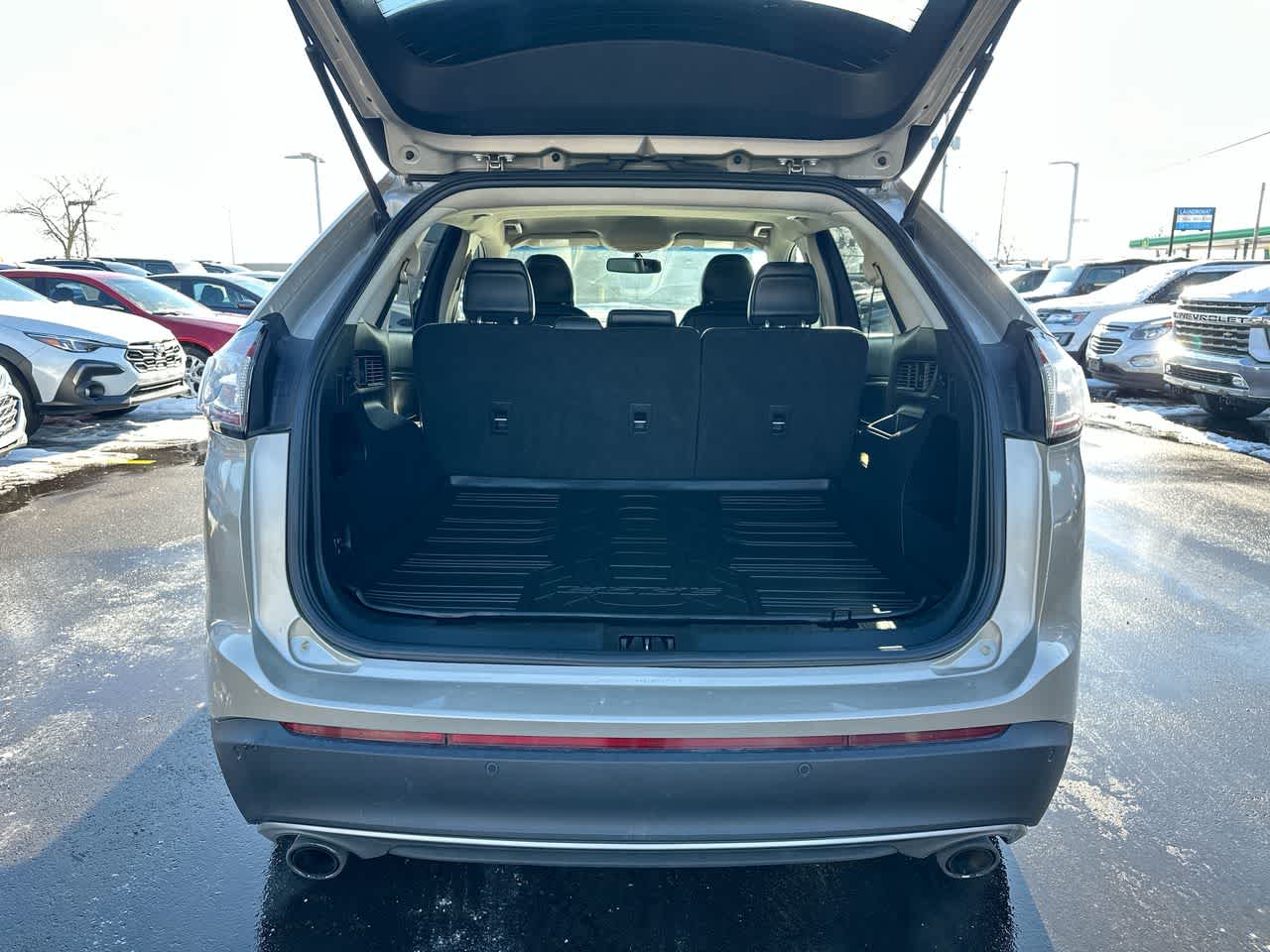 Thumbnail: 2017 Ford Edge - 35