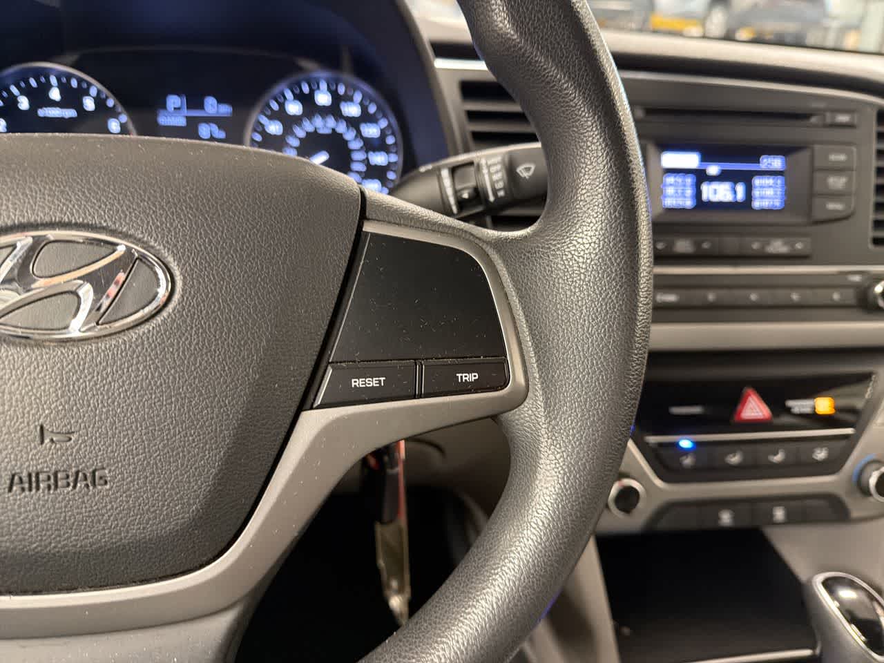 Thumbnail: 2017 Hyundai Elantra - 27