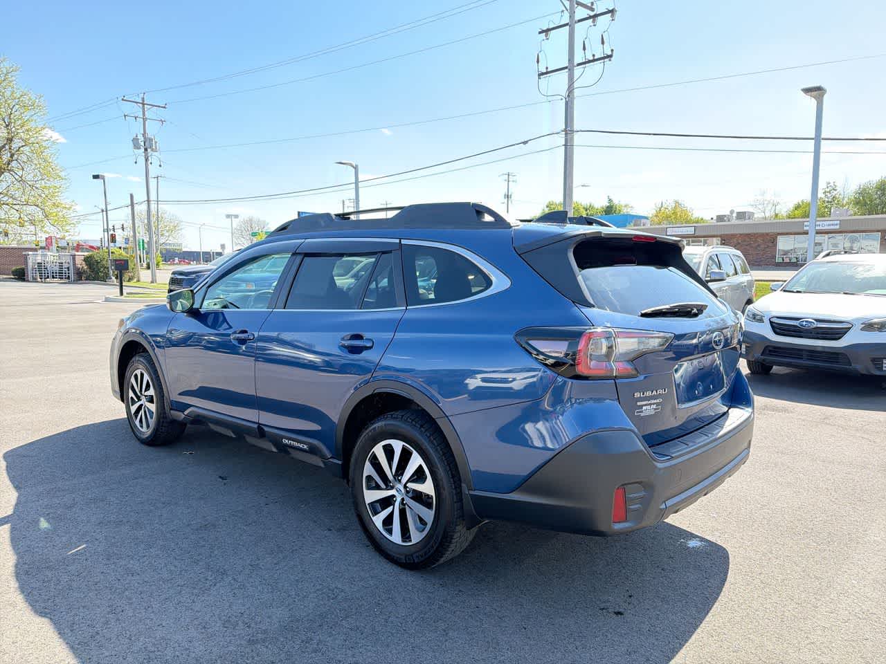 Thumbnail: 2021 Subaru Outback - 11