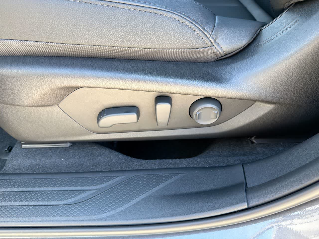 Thumbnail: 2026 Subaru Outback - 21