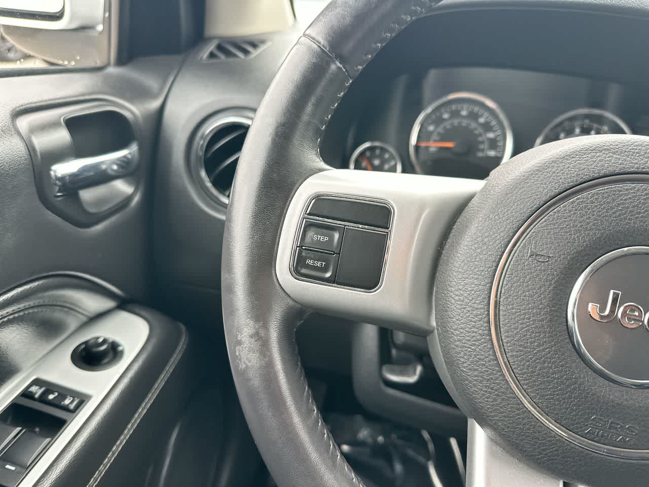 Thumbnail: 2017 Jeep Compass - 29