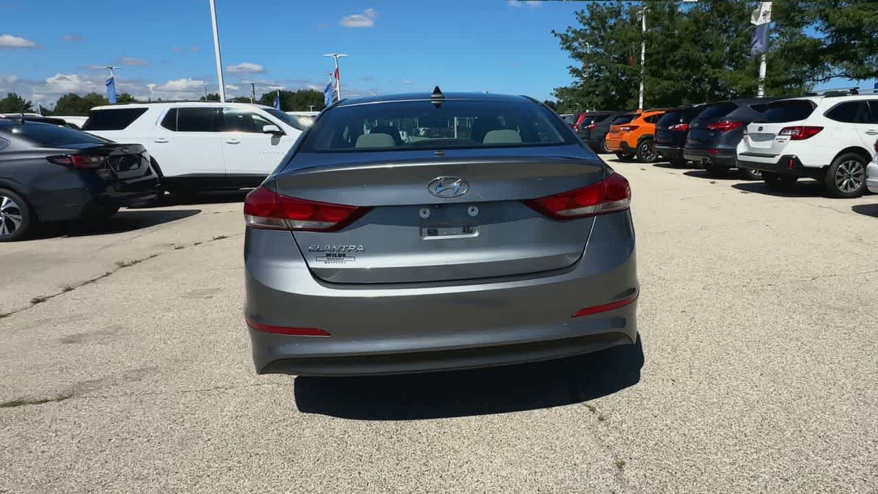 Thumbnail: 2017 Hyundai Elantra - 7