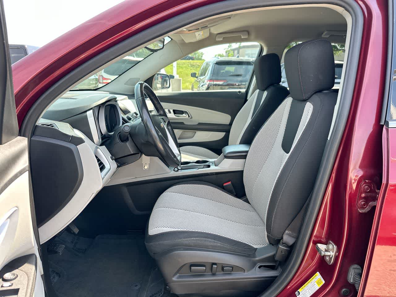 Thumbnail: 2017 Chevrolet Equinox - 21