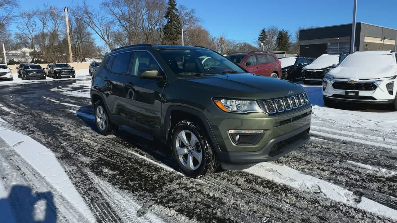 Thumbnail: 2018 Jeep Compass - 2