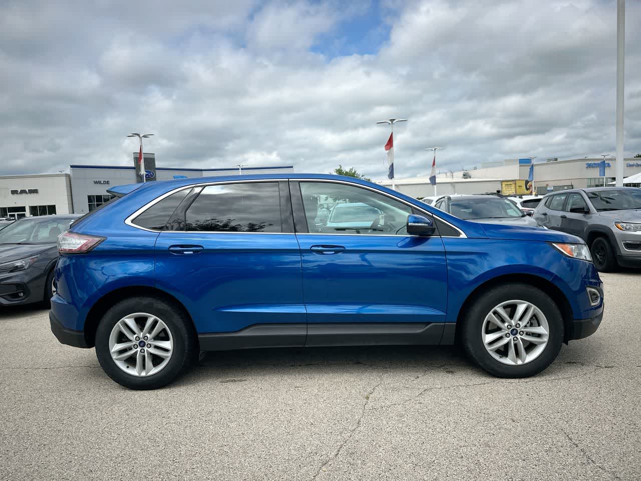 Thumbnail: 2018 Ford Edge - 14
