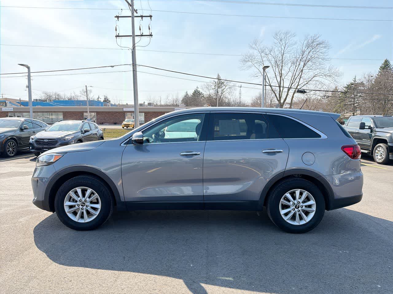 Thumbnail: 2020 Kia Sorento - 11